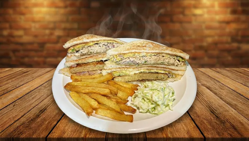 Signature Sudani Chicken Sandwich with Omelette - Rangila Burger
